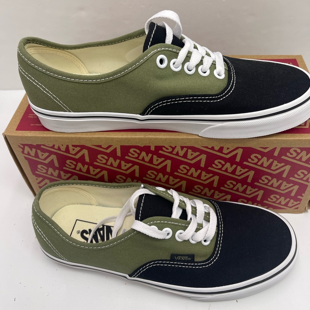 Vans Men’s Authentic
Pop Loden Green
VN000BW5ZBF Sneakers - Picture 5 of 16